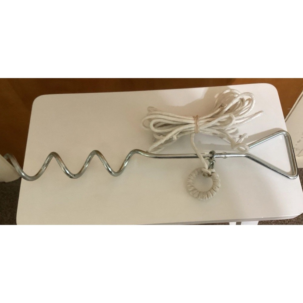 17" Metal Spiral Dog Tie Out Stake For Most Dog Sizes Includes 15ft Of Rope